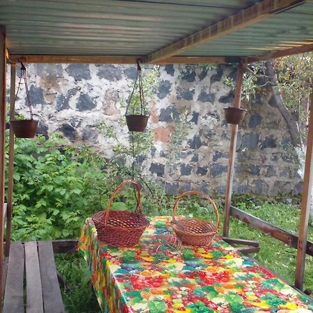 Family House Apartment Sevan Luaran gambar